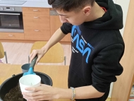 Sázení velikonočního osení 