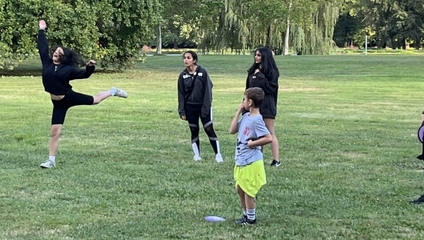 Seznámení s DiscGolfem – sport, který spojuje pohyb a přírodu