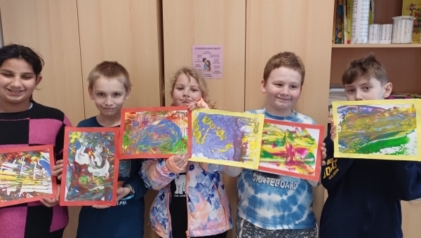 Moderní umění v družině:)