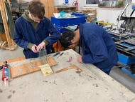 řezání a lepení skla