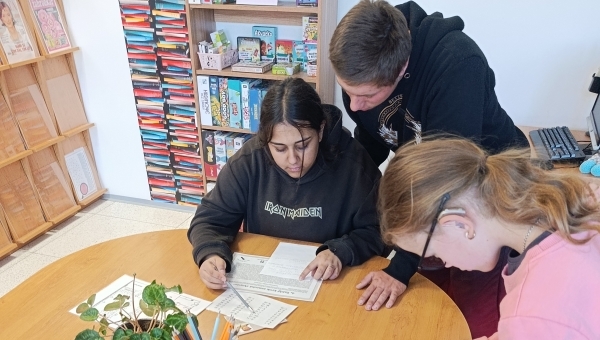 Detektivní pátrání v knihovně