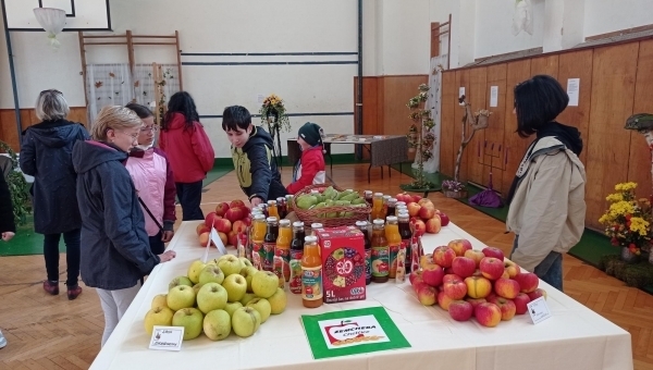 Střední zemědělská škola České Budějovice - říjnová Výstava ovoce